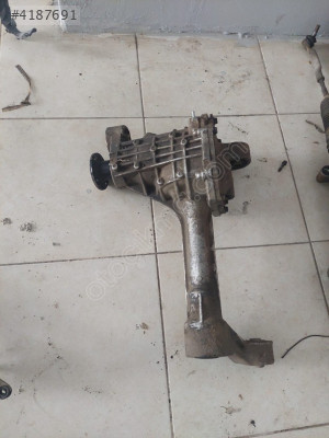 NİSSAN NAVARA 4X4 2.3 DEFRANSİYEL