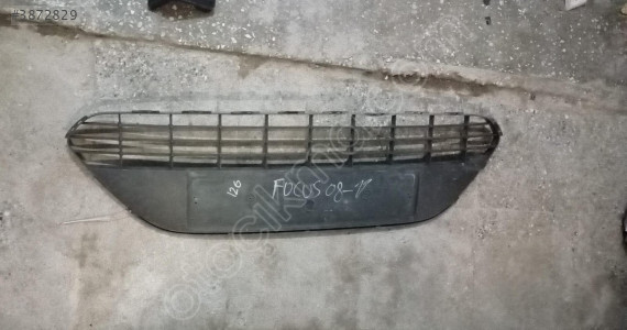 FORD FOCUS ORJİNAL ÇIKMA ÖN TAMPON IZGARASI