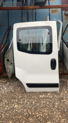 CİTROEN NEMO SAĞ SÜRGÜLÜ KAPI HATASIZ BOYASIZ MONTECAR