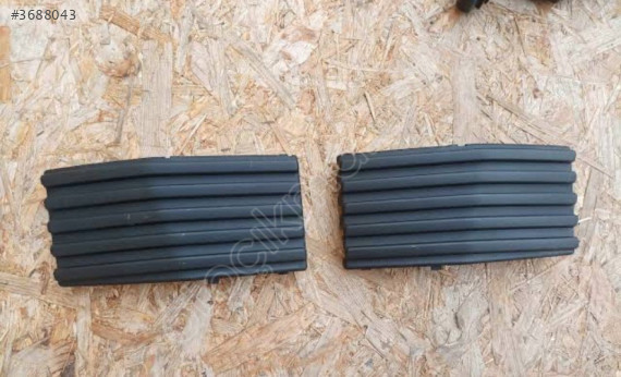 Peugeot 3008 ön tampon ızgara levhası 9837414880