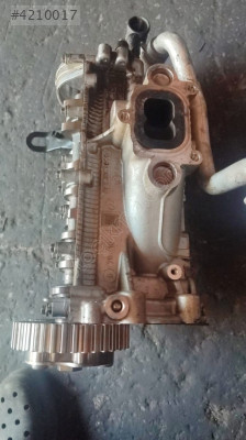 Ford Fiesta 1.1  benzinli üst silindir kapağı