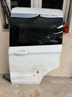 2018 2022 Ford Coruıer çıkma sol sürgülü kapı