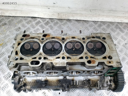VOLVO V40 ÇIKMA ORJİNAL SİLİNDİR KAPAĞI
