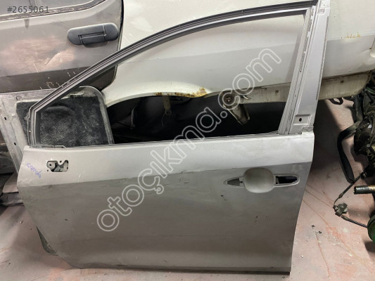 TOYOTA COROLLA 2019-2022 ÇIKMA ORJİNAL SOL ÖN KAPI