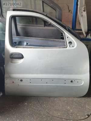 RENAULT KANGO SAĞ ÖN KAPI DOLU