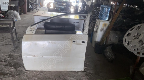 Toyota corolla 2017 model sol ön kapı