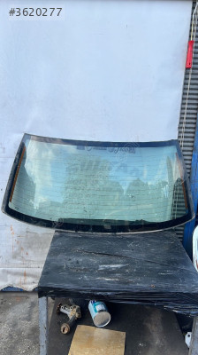FORD SİERRA ARKA CAM
