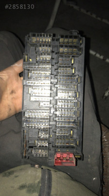 TRANSPORTER t4 çıkma sigorta tablası