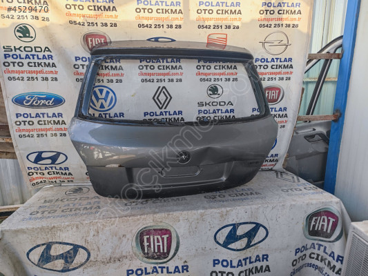 Skoda Fabia bagaj kapağı