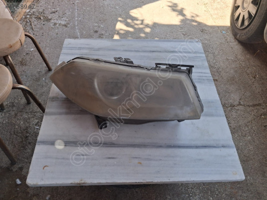 Renault megane sağ far