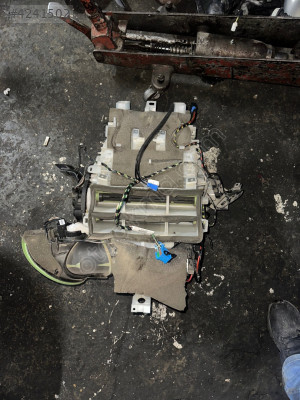 Peugeot 208 kalerüfer gümbet çıkma