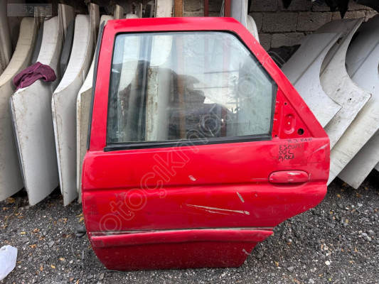 FORD ESCORT SOL ARKA KAPI ORJİNAL ÇIKMA TEMİZ 95-00 MODEL