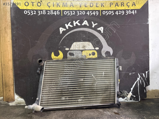 Orijinal SKODA OCTAVİA 1.6 Çıkma Su Radyatörü