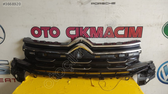 Citroen C5 Aircross Modeli İçin Ön Panjur Parçası