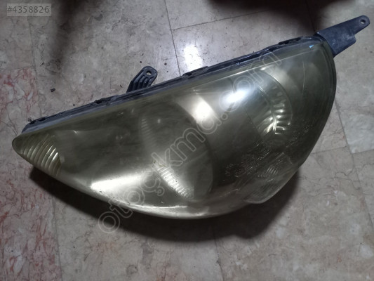 Honda  Jazz Sol Ön  Far