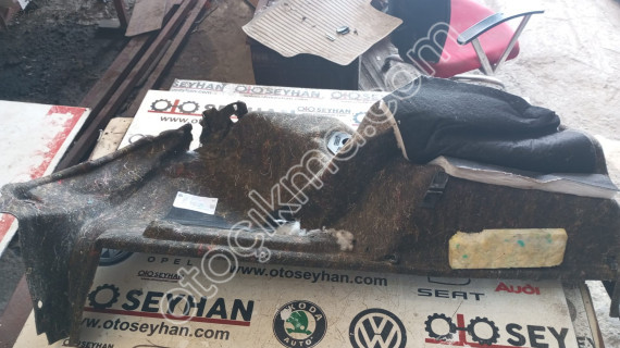 5E6867427A Skoda Octavia 2021 Arka sol bagaj döşemesi