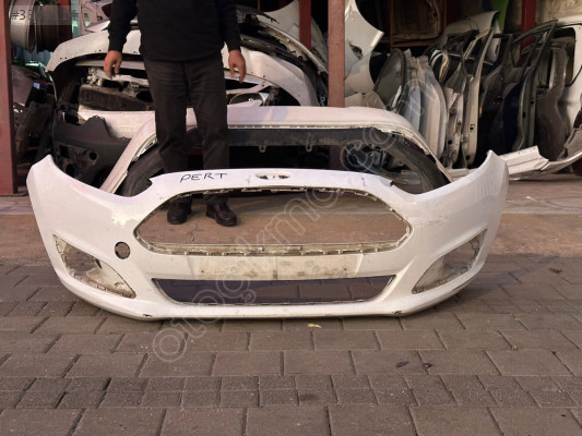 FORD FİESTA ÖN TAMPON ORJİNAL ÇIKMA 2013-2018