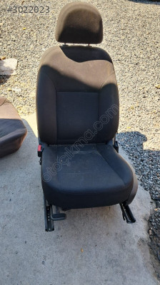 OPEL INSİGNİA SAĞ ÖN KOLTUK ORJİNAL.OTO ERKAN ÜNYE
