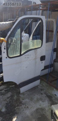 RENAULT MASTER 2 SAĞ ÖN KAPI GÜÇMANLAR
