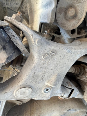 67531103332 BMW E66 7 Serisi SAĞ ARKA TABLA Salıncak