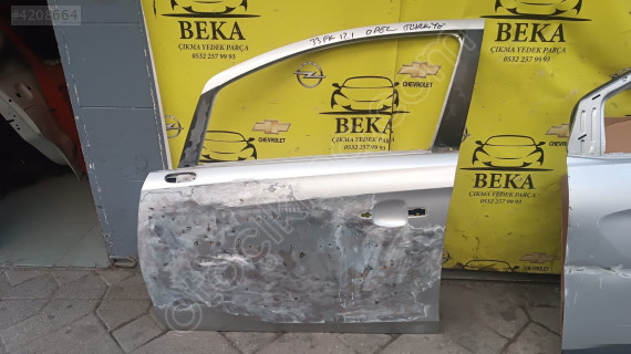 OPEL CORSA E SOL ÖN KAPI METALİK GRİ ÇIKMA ORJİNAL YEDEK PARÇA