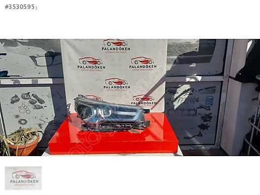 TOYOTA HILUX SAĞ FAR