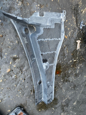 PEUGEOT 301 ÖN CAM IZGARASI