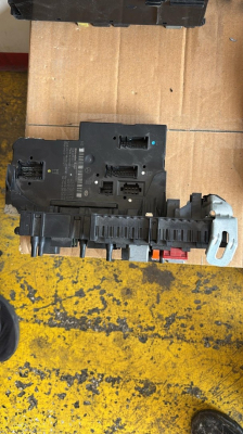 5DK00962057 MERCEDES E SERİSİ ARKA SAM BEYNİ