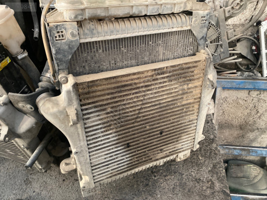 HYUNDAİ HD 75 ÇIKMA İNTERCOL RADYATÖRÜ