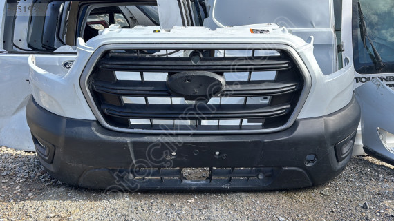 2025 ford transit ön tampon dolu