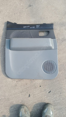 ford ranger 2008 orjinal sol arka kapı döşemesi (son fiyat)
