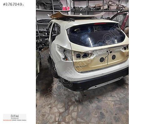 Nissan Qashqai 1.2 Motor Sağ Motor Kulağı