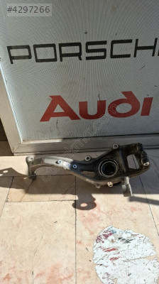 AUDİ A4 SAĞ ÖN TAŞIYICI