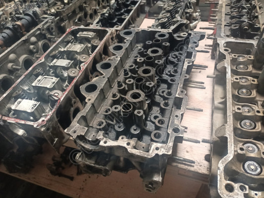 PEUGEOT 1.6 HDI DV6 SİLİNDİR KAPAĞI