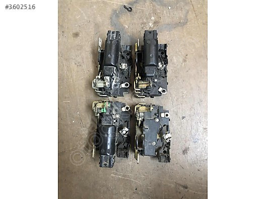 Renault RENAULT MASTER MİNİBÜS KAPI KİLİTLERİ