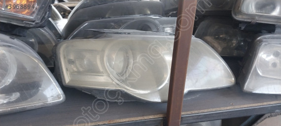 Volkswagen Passat B6 Sağ Ön Far