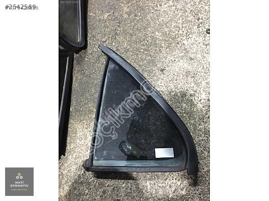Kia sorento sağ arka kelebek cam