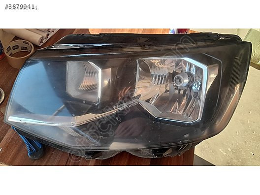 Volkswagen Transporter T7 için Sağ Ön Far Parçası