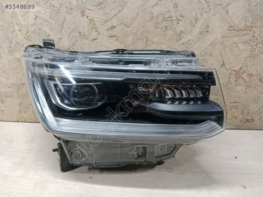Volkswagen Amarok sağ far çıkma orjinal N1XB 13E016 DE
