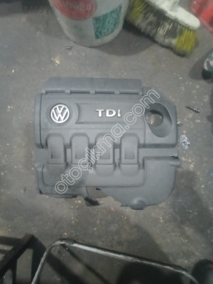 VOLKSWAGEN GOLF 7  MOTOR ÜST KORUMA ORJ ÇIKMA PARÇA