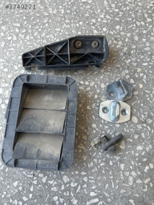 Toyota Verso arka sağ tampon braketi kilit sensör damak