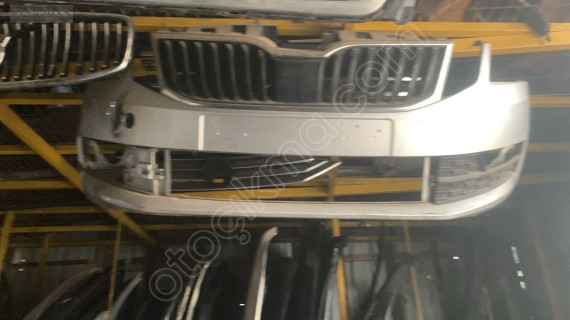 2016-2019 skoda octavia ön tampon
