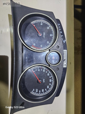 Astra h gösterge saati