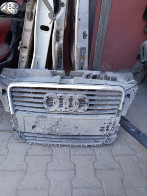 Audi A3 ön panjur