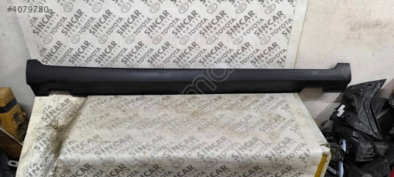 HYUNDAİ BAYON SAĞ MARŞBİYEL KAPLAMASI ÇIKMA ORJİNAL 87751-Q0400