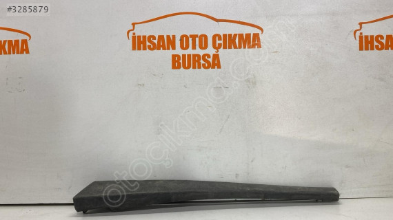 Megane 3 - Fluence Torpido Çıtası 682116476R orijinal çıkma