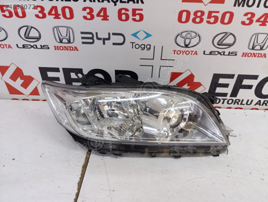 TOYOTA RAV4 SAĞ FAR ÇIKMA ORİJİNAL PARÇA