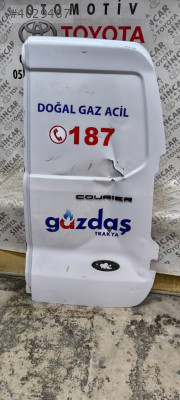 SİNCAR OTO'DAN FORD COURİER 2024 2025 ARKA BAGAJ SAĞ ÇIKMA ORJİNA