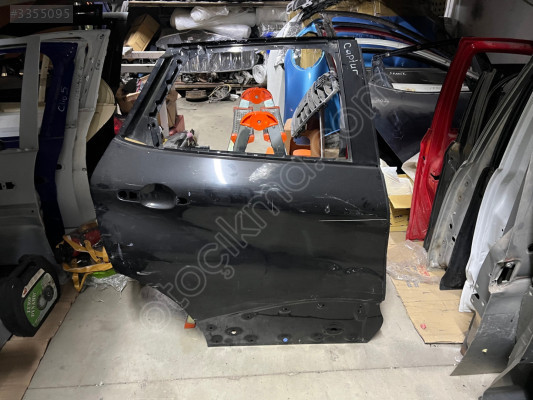 RENAULT CAPTUR SAĞ ARKA KAPI ORJİNAL ÇIKMA