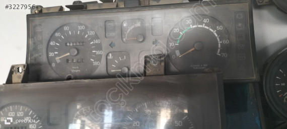 Renault 9 11 kilometre saati